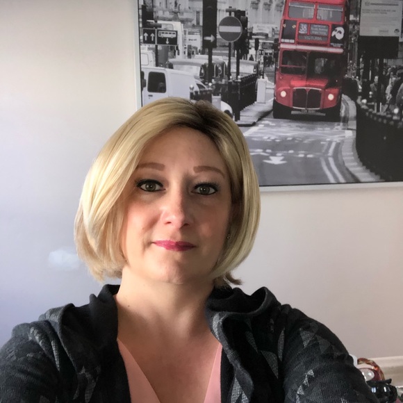 Meet your Posher, Shannon - Picture 2 of 2